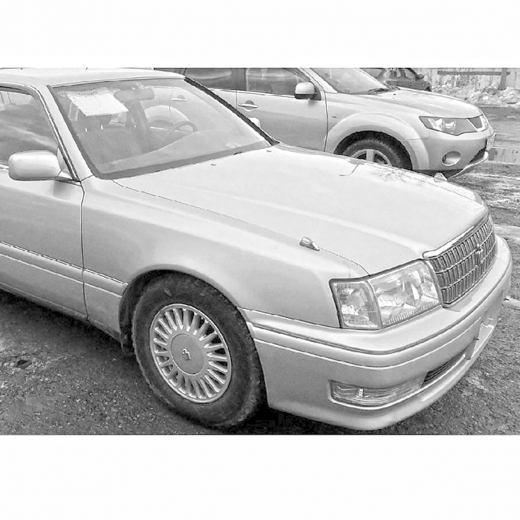 Крыло переднее Toyota Crown Hardtop '95-'99 правое контрактное