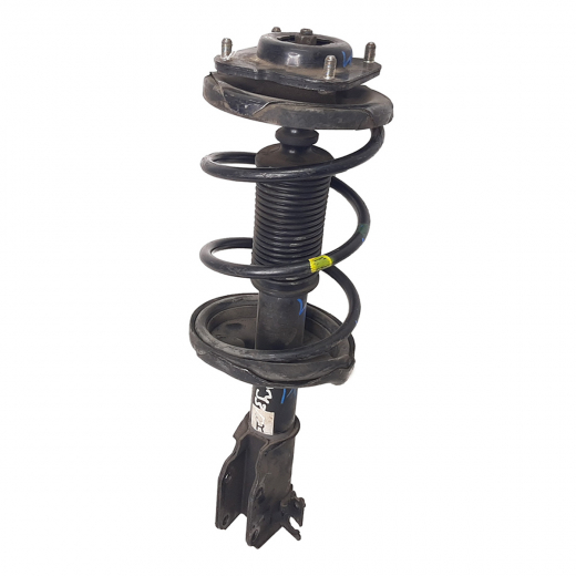 Стойка амортизатора Mazda Familia '98-'04 2WD передняя правая в сборе  контрактная