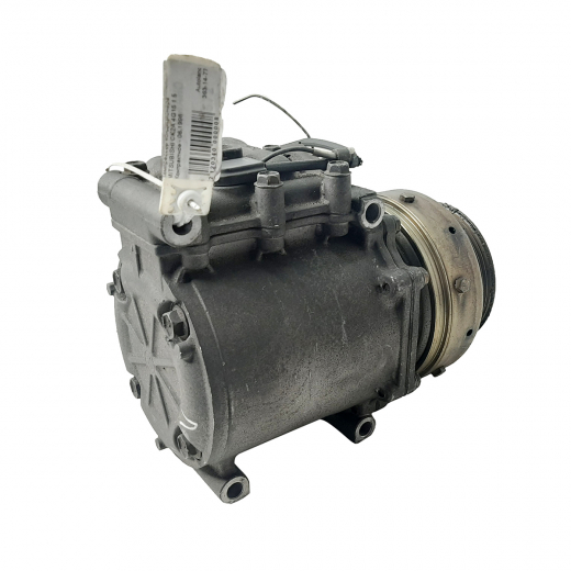 Компрессор кондиционера Mitsubishi Mirage/ Lancer '95-'96 (4G13, 4G15/ DOHC, 4G92, 4D68-T, 4G93-T) контрактный