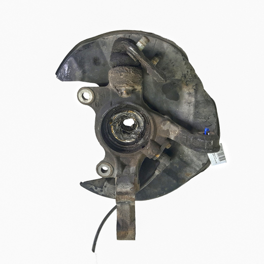Ступица передняя Toyota Vista/ Ardeo '98-'03/ Opa '00-'05 4WD 5x100 (ABS) левая контрактная