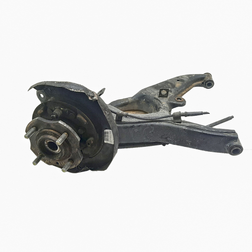 Ступица задняя Mitsubishi RVR/ Chariot '91-'97 правая с рычагом диск 4x114 4WD ABS контрактная