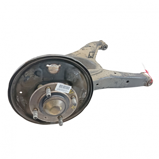 Ступица задняя Mitsubishi RVR/ Chariot '91-'97 правая с рычагом барабан 4x114 без ABS контрактная