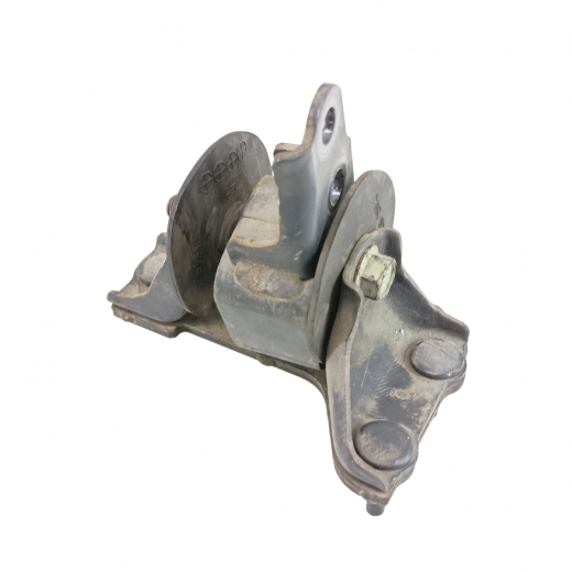 Подушка двигателя Lexus RX/ Toyota Harrier '97-'03 (2AZ-FE) 4WD задняя контрактная