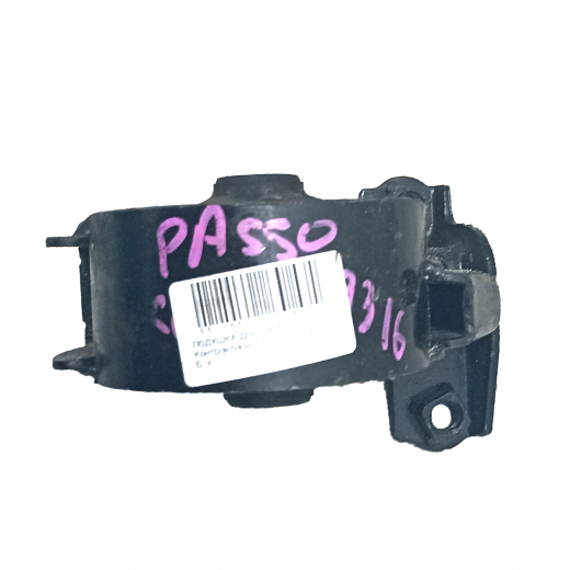 Подушка двигателя Daihatsu Boon/ Toyota Passo '04-'10/ Bb '05-'16 (1KR-FE, K3-VE) 4WD задняя контрактная