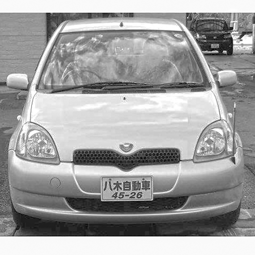 Решетка радиатора Toyota Vitz '99-'01 (Китай)
