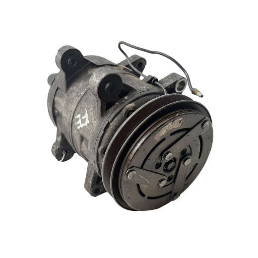 Компрессор кондиционера Mazda Bongo Wagon '89-'99 (FE) контрактный