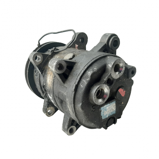 Компрессор кондиционера Mazda Bongo Wagon '89-'99 (FE) контрактный