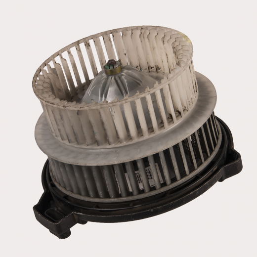 Моторчик печки Toyota Voxy/ Noah '01-'07 / Ipsum '01-'09 / Estima '99-'06 / Alphard '02-'11 двойная крыльчатка контрактный