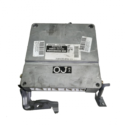 Компьютер двигателя Toyota Platz '02-'05 (1NZ-FE) 2WD AT контрактный 89661-5C120