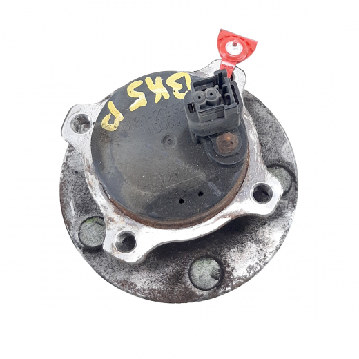 Ступица (полуступица) задняя Mazda 3 '03-'09/ Mazda3 '09-'13/ Axela '03-'13/ Premacy '05-'10 2WD 5x114 (ABS) контрактная