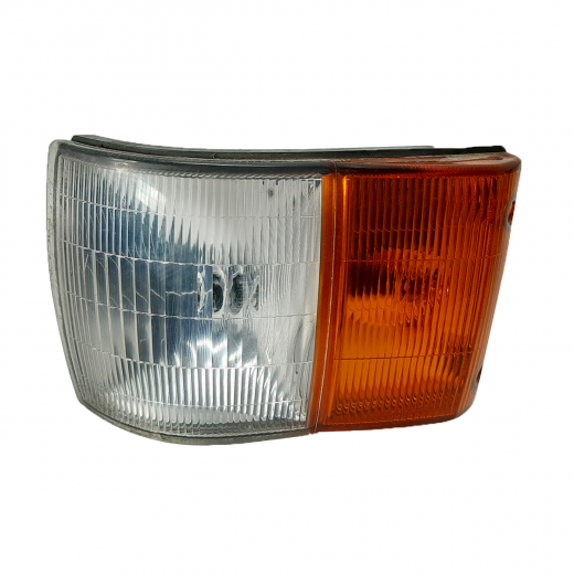 Габарит Mazda Bongo Wagon '89-'99 левый (041-0625) контрактный