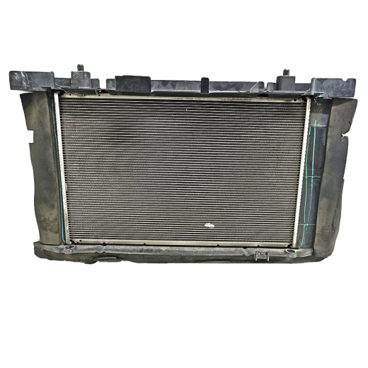 Радиатор охлаждения Toyota Mark X Zio '07-'13/ Blade '06-'12 (2AZ-FE) CVT контрактный в сборе