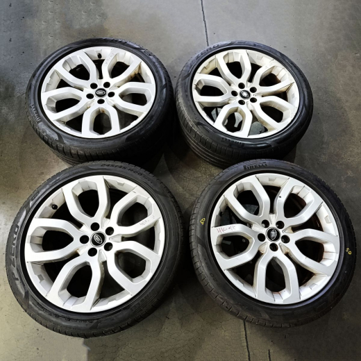 Колесные диски с резиной литые R20