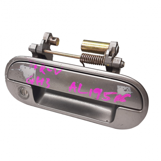 Ручка двери Honda HR-V '98-'06/ Odyssey '94-'99/ Ascot Innova '92-'96 передняя правая контрактная