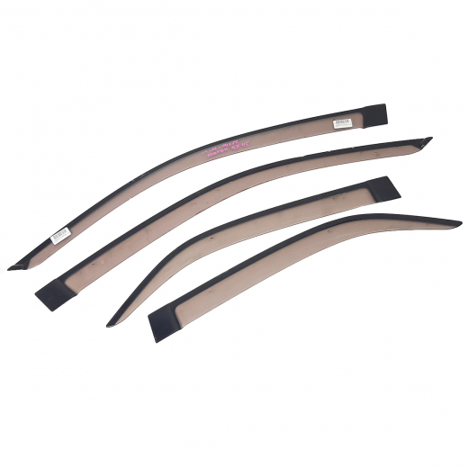 Ветровичок Toyota Mark II '00-'04 (комплект) Контрактный