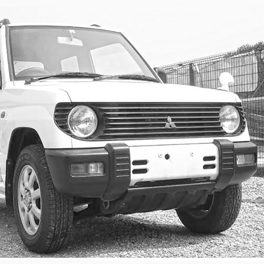 Решетка радиатора Mitsubishi Pajero Jr/ Pajero Mini '94-'98 контрактная 