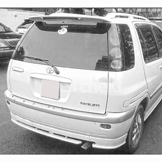 Накладка бампера (губа) Toyota Raum '97-'99 задняя контрактная