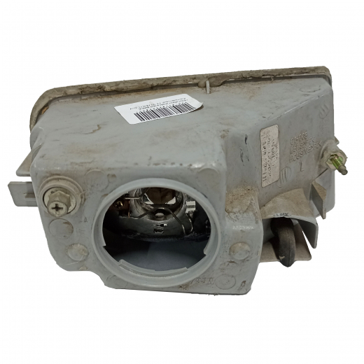 Противотуманная фара Toyota Corolla Wagon '97-'02 левая (13-50) контрактная