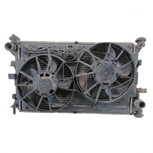 Радиатор охлаждения Ford Focus I '98-'05 (FYD, EDD) AT контрактный в сборе