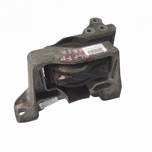 Подушка двигателя Mazda Axela '09-'13 (PE-VPS) 2WD AT правая контрактная