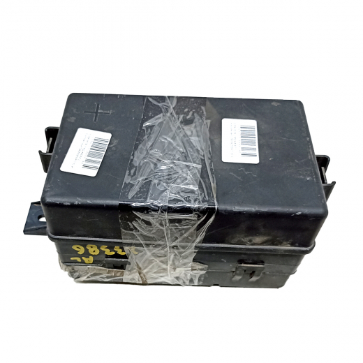Блок реле (под капот) Haval H2 '15-'20 контрактный