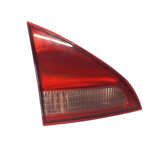 Стоп сигнал Nissan Wingroad '01-'06 левый в дверь (132-24824) контрактный