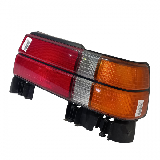 Стоп сигнал Toyota Tercel/ Corsa '92-'94 правый (16-116) контрактный