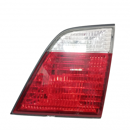 Стоп сигнал Nissan Primera '98-'99 правый в дверь (48-59B) контрактный
