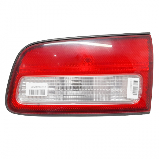 Стоп сигнал Nissan Liberty '98-'05 правый в дверь (48-53B) контрактный