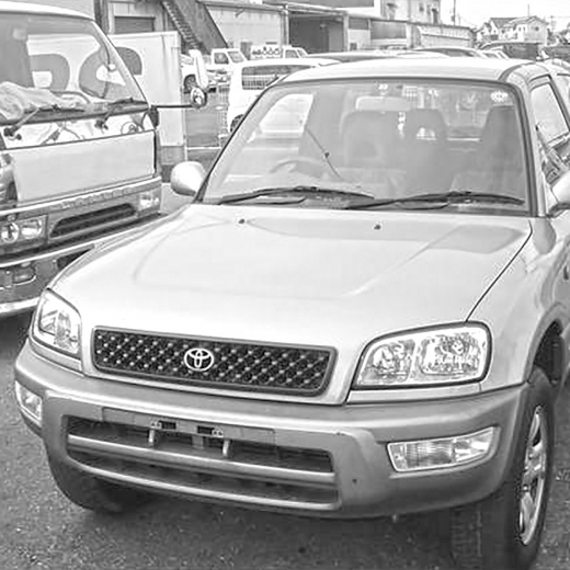 Капот Toyota Rav4 '94-'00 контрактный решетка