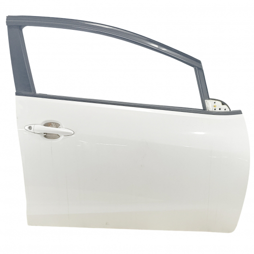 Дверь передняя правая Kia Cerato '13-'20 контрактная