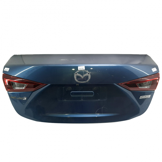Крышка багажника Mazda 3/ Axela '13-'16  контрактная
