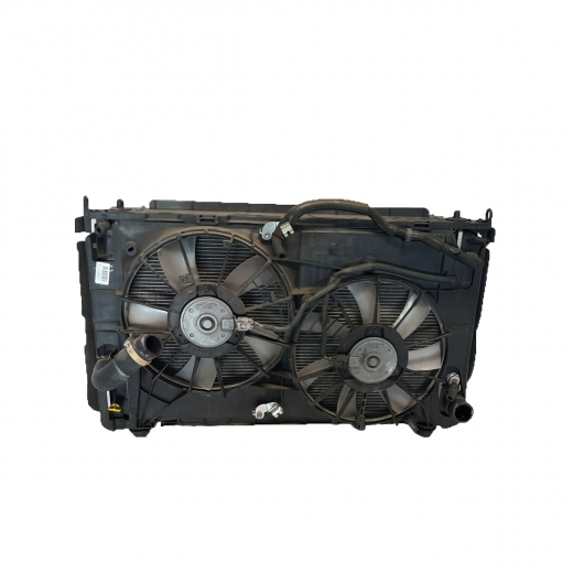 Радиатор охлаждения Toyota Rav4 '08-'12 (2AZ-FE) AT контрактный в сборе