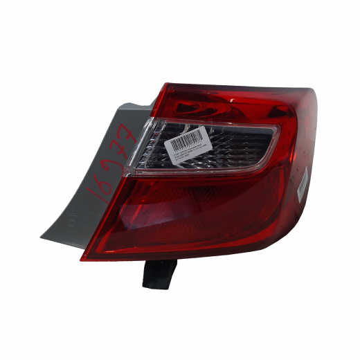 Стоп сигнал Toyota Camry '11-'15 правый (81551-06570) контрактный