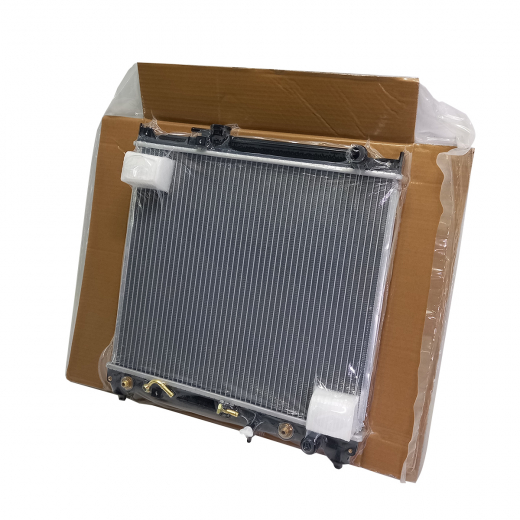 Радиатор охлаждения Suzuki Vitara/ Escudo '90-'97 (G16A) E.C.H.O. 