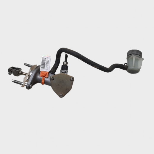 Главный цилиндр сцепления Honda FR-V '04-'09/ CR-V '01-'06 (K20A4, K24A1) Контрактный