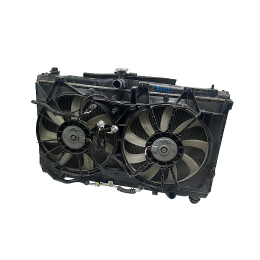 Радиатор охлаждения Toyota Camry '11-'18 (1AZ-FE, 2AR-FE, 2AR-FXE, 2GR-FE) AT контрактный в сборе