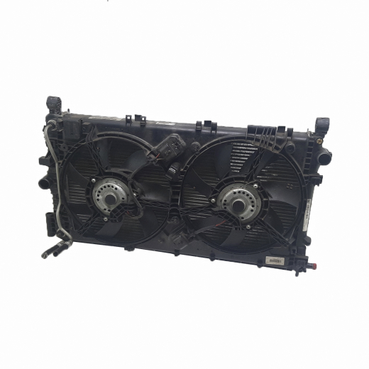 Радиатор охлаждения Opel Insignia '08-'15 (LDK A20NHT, LHU A20NFT) контрактный в сборе
