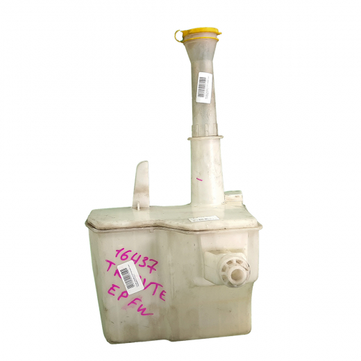 Бачок омывателя Mazda Tribute '00-'12 контрактный