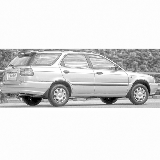Дверь передняя правая Suzuki Baleno/ Esteem/ Cultus '95-'02 контрактная