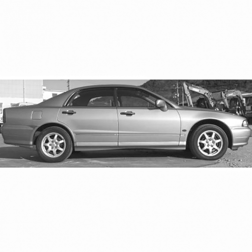 Дверь задняя правая Mitsubishi Diamante '94-'05 контрактная