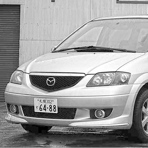 Решетка радиатора Mazda MPV '02-'03 контрактная