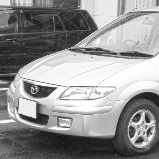 Решетка радиатора Mazda Premacy '99-'01 контрактная
