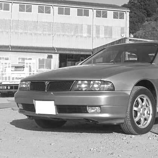 Решетка радиатора Mitsubishi Diamante '95-'97 контрактная