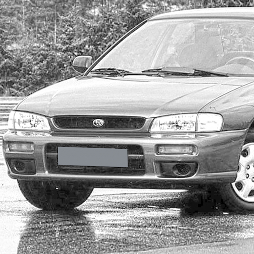 Решетка радиатора Subaru Impreza '96-'02 контрактная