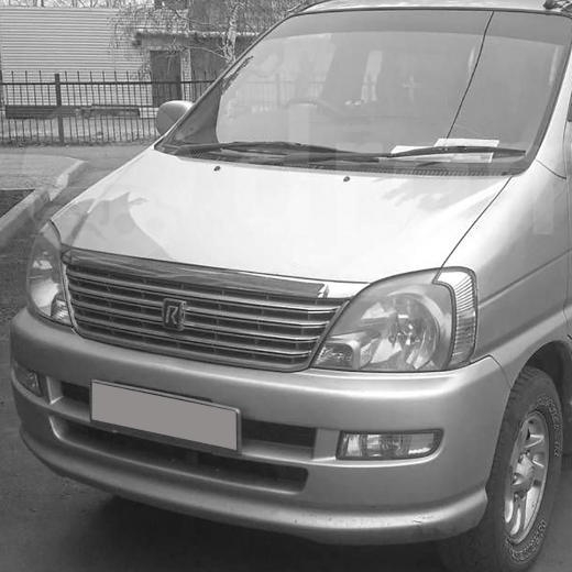 Решетка радиатора Toyota Hiace Regius '99-'02 контрактная