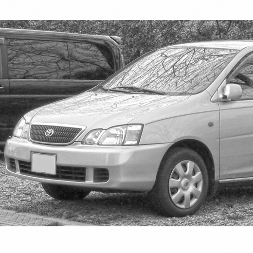 Решетка радиатора Toyota Gaia '01-'04 контрактная