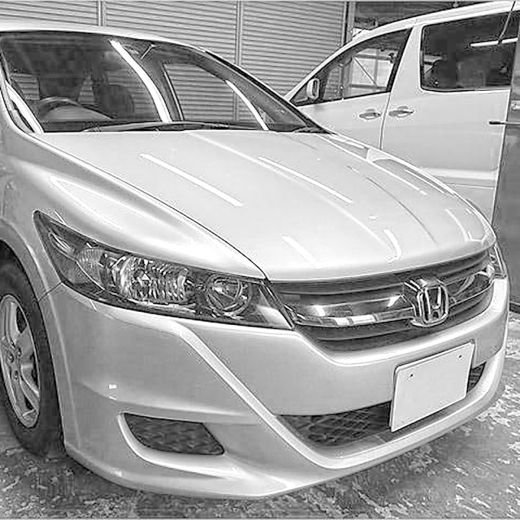 Решетка радиатора Honda Stream '09-'14 контрактная