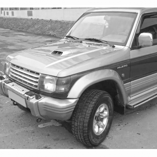 Крыло переднее Mitsubishi Pajero '90-'99 левое контрактное