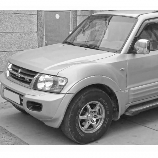 Крыло переднее Mitsubishi Pajero '99-'07 левое контрактное
